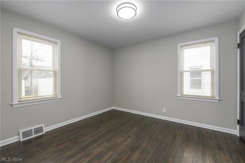 6210 Gilbert Ave, Parma, OH 44129 photo 12