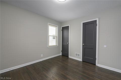6210 Gilbert Ave, Parma, OH 44129 photo 13