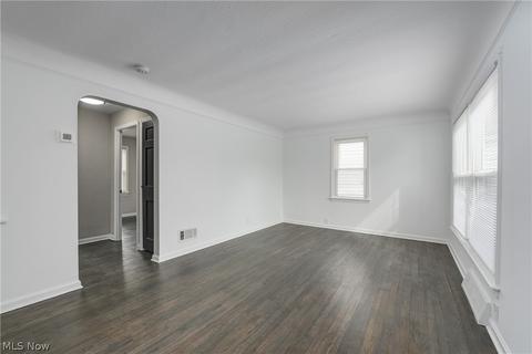 6210 Gilbert Ave, Parma, OH 44129 photo 8
