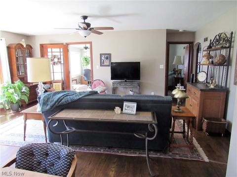 2617 W 9th St, Ashtabula, OH 44004 photo 8