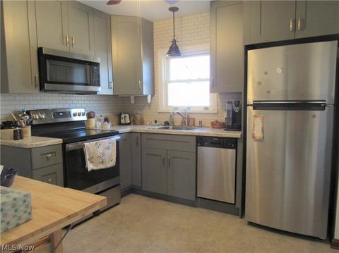 2617 W 9th St, Ashtabula, OH 44004 photo 4