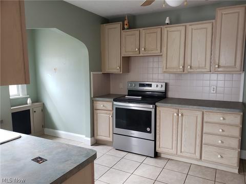 507 Myrtle Ave, Ashtabula, OH 44004 photo 5