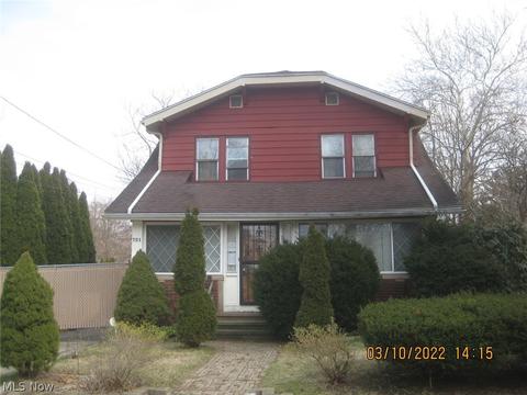721 Carpenter St, Akron, OH 44310 photo 1