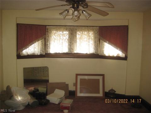 721 Carpenter St, Akron, OH 44310 photo 4