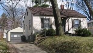 823 Kickapoo Ave, Akron, OH 44305 photo 1