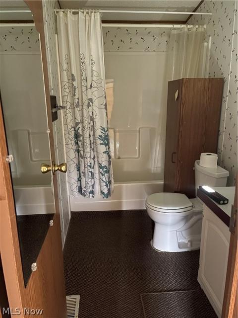 37101 Johnson Ridge Rd, Barnesville, OH 43713 photo 19