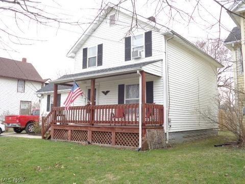 707 Ohio Ave, Ashtabula, OH 44004 photo 2