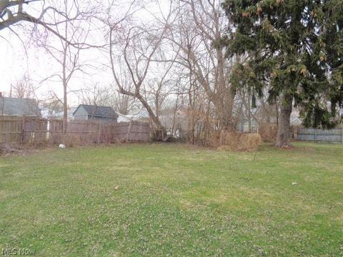 707 Ohio Ave, Ashtabula, OH 44004 photo 7
