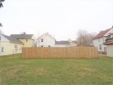 707 Ohio Ave, Ashtabula, OH 44004 photo 5
