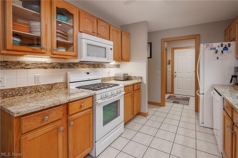 1304 Stardust Ave NW, Canton, OH 44708 photo 9