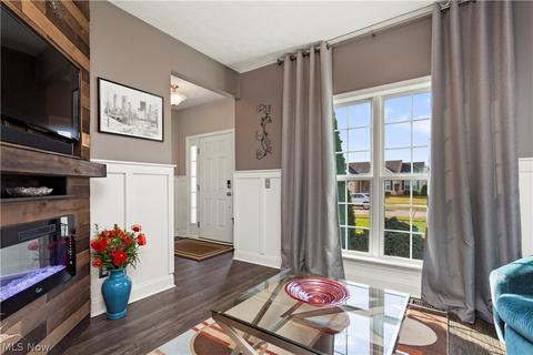 3914 Courtyard Dr, Lorain, OH 44053 photo 14