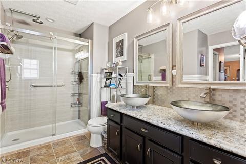 3914 Courtyard Dr, Lorain, OH 44053 photo 20
