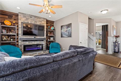 3914 Courtyard Dr, Lorain, OH 44053 photo 13