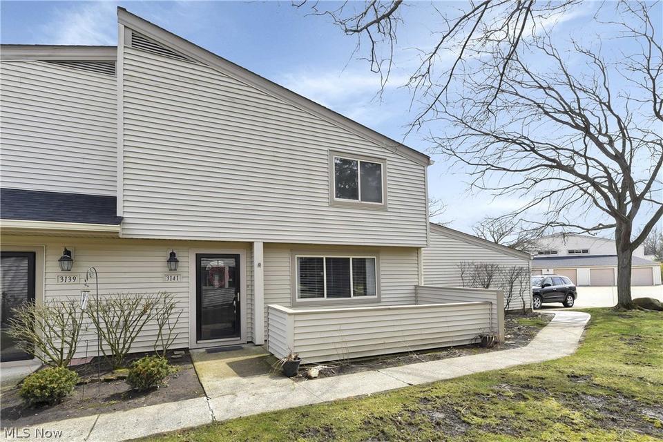 3141 Bay Landing Dr BLDG 12, Westlake, OH 44145 28 Photos MLS