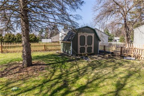 890 Joyce Rd, Mayfield, OH 44143 photo 32