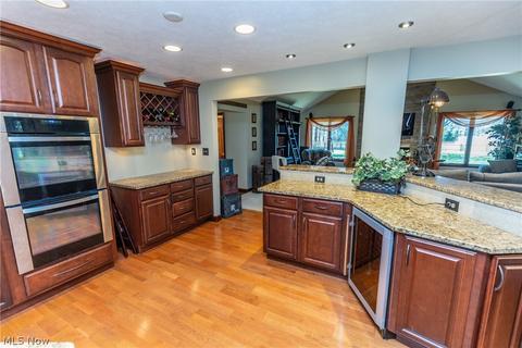 890 Joyce Rd, Mayfield, OH 44143 photo 13