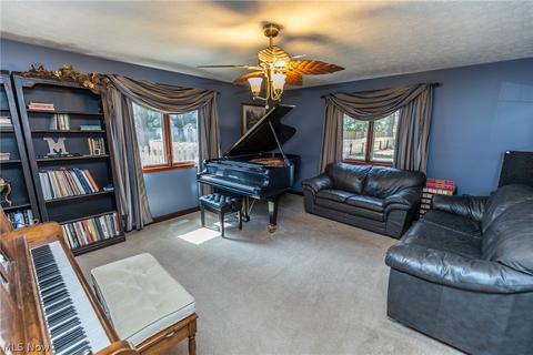 890 Joyce Rd, Mayfield, OH 44143 photo 6