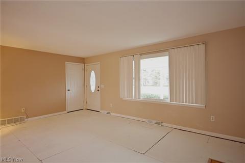 42833 Albrecht, Elyria, OH 44035 photo 7