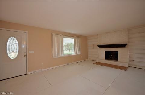 42833 Albrecht, Elyria, OH 44035 photo 4