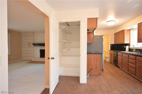 42833 Albrecht, Elyria, OH 44035 photo 10