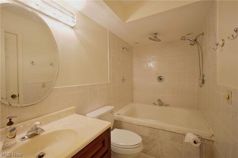 42833 Albrecht, Elyria, OH 44035 photo 20