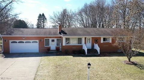 42 Moore Rd, Akron, OH 44319 photo 1