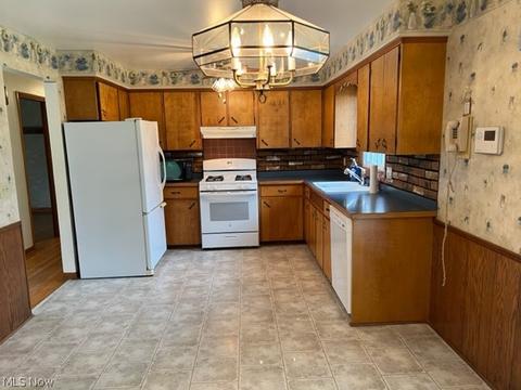 1602 W 43rd St, Lorain, OH 44053 photo 9