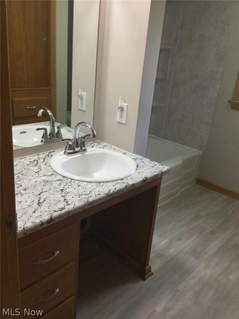 4204 Avondale Ln NW, Canton, OH 44708 photo 17