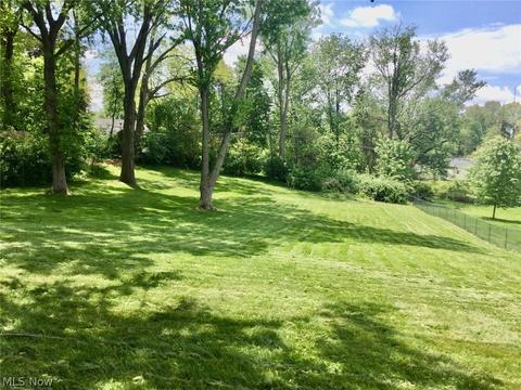 4204 Avondale Ln NW, Canton, OH 44708 photo 29
