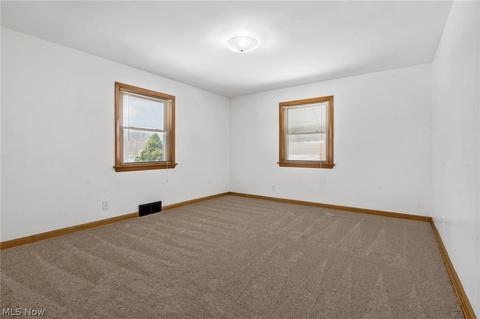4204 Avondale Ln NW, Canton, OH 44708 photo 11