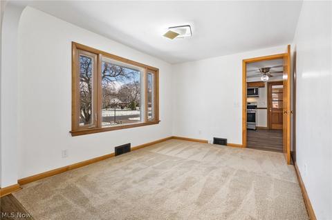 4204 Avondale Ln NW, Canton, OH 44708 photo 13
