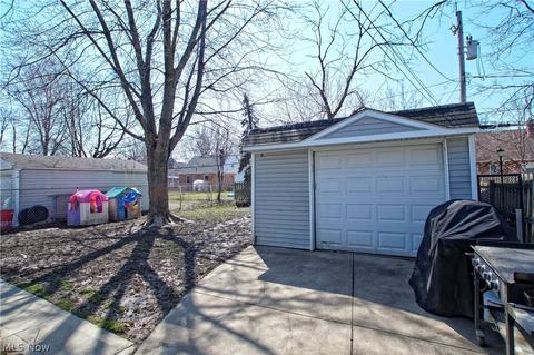 444 E 329th St, Willowick, OH 44095 photo 30