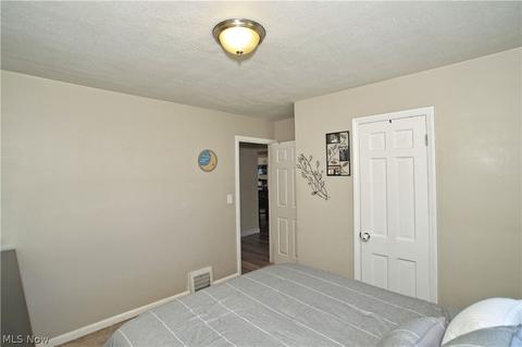444 E 329th St, Willowick, OH 44095 photo 13
