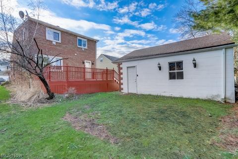 1770 E 232nd St, Euclid, OH 44117 photo 9