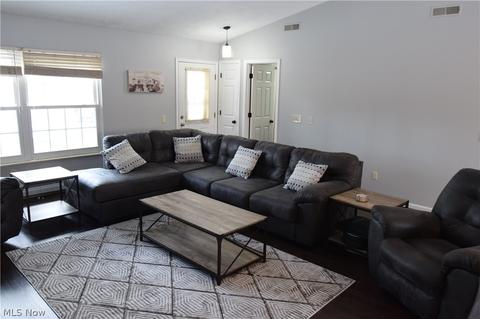 288 E Parkway Dr, Madison, OH 44057 photo 7