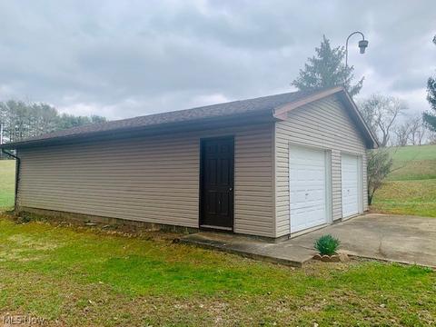 451 Rocky Point Rd, Fleming, OH 45729 photo 5