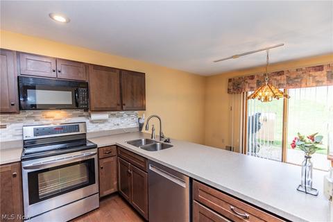 1448 Loop Rd, Kent, OH 44240 photo 11