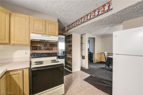 1202 West Ave, Elyria, OH 44035 photo 16