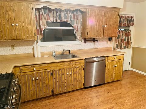 33855 Baldwin Rd, Solon, OH 44139 photo 3