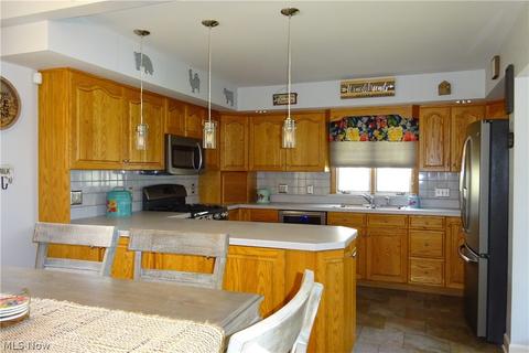 3105 Hull Rd, Huron, OH 44839 photo 4