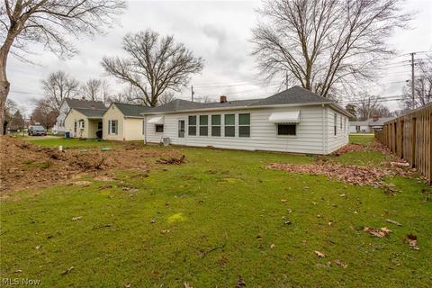 9666 E River Rd, Elyria, OH 44035 photo 3