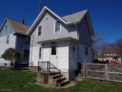 1812 E 46th St, Ashtabula, OH 44004 photo 8