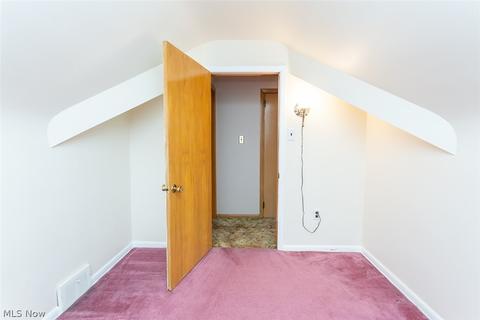 832 E 218th St, Euclid, OH 44119 photo 22
