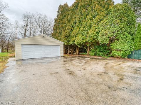 1832 Grafton Rd, Elyria, OH 44035 photo 29