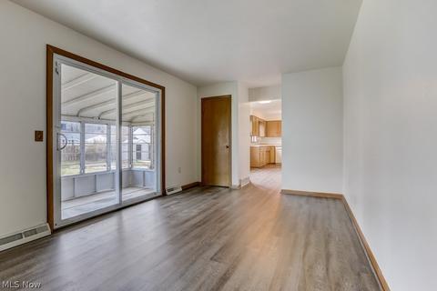 312 University Ave, Elyria, OH 44035 photo 18