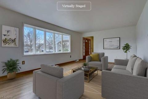 312 University Ave, Elyria, OH 44035 photo 2