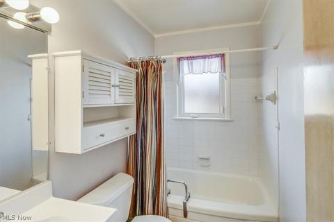 9060 Tracy Trl, Parma, OH 44130 photo 18