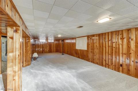 9060 Tracy Trl, Parma, OH 44130 photo 24
