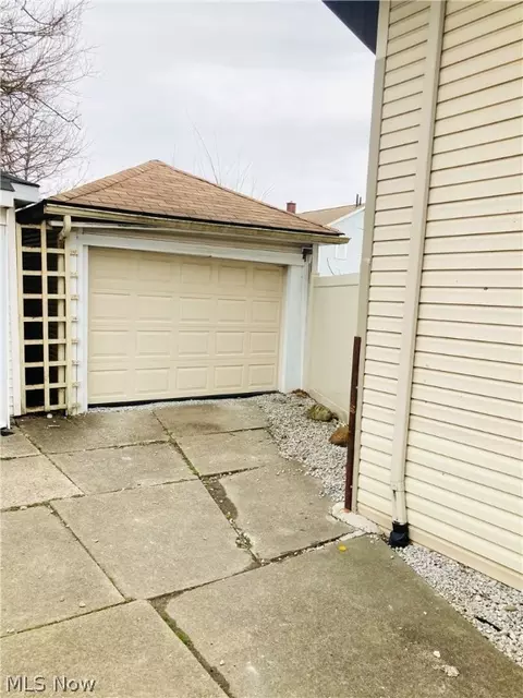 408 Broad Ave NW, Canton, OH 44708 photo 15