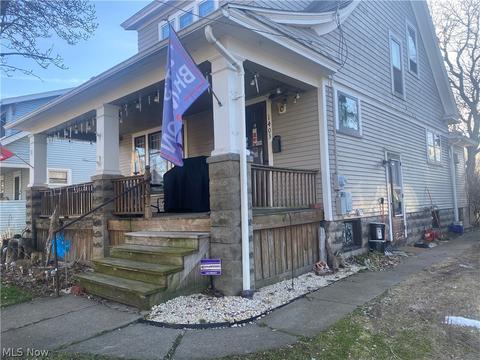 1403 Thayer Ave, Ashtabula, OH 44004 photo 2